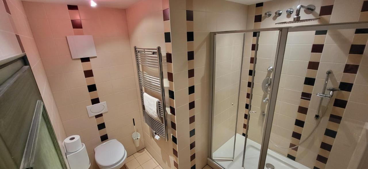 Hotel Zrenners Garni Валдзасен Екстериор снимка