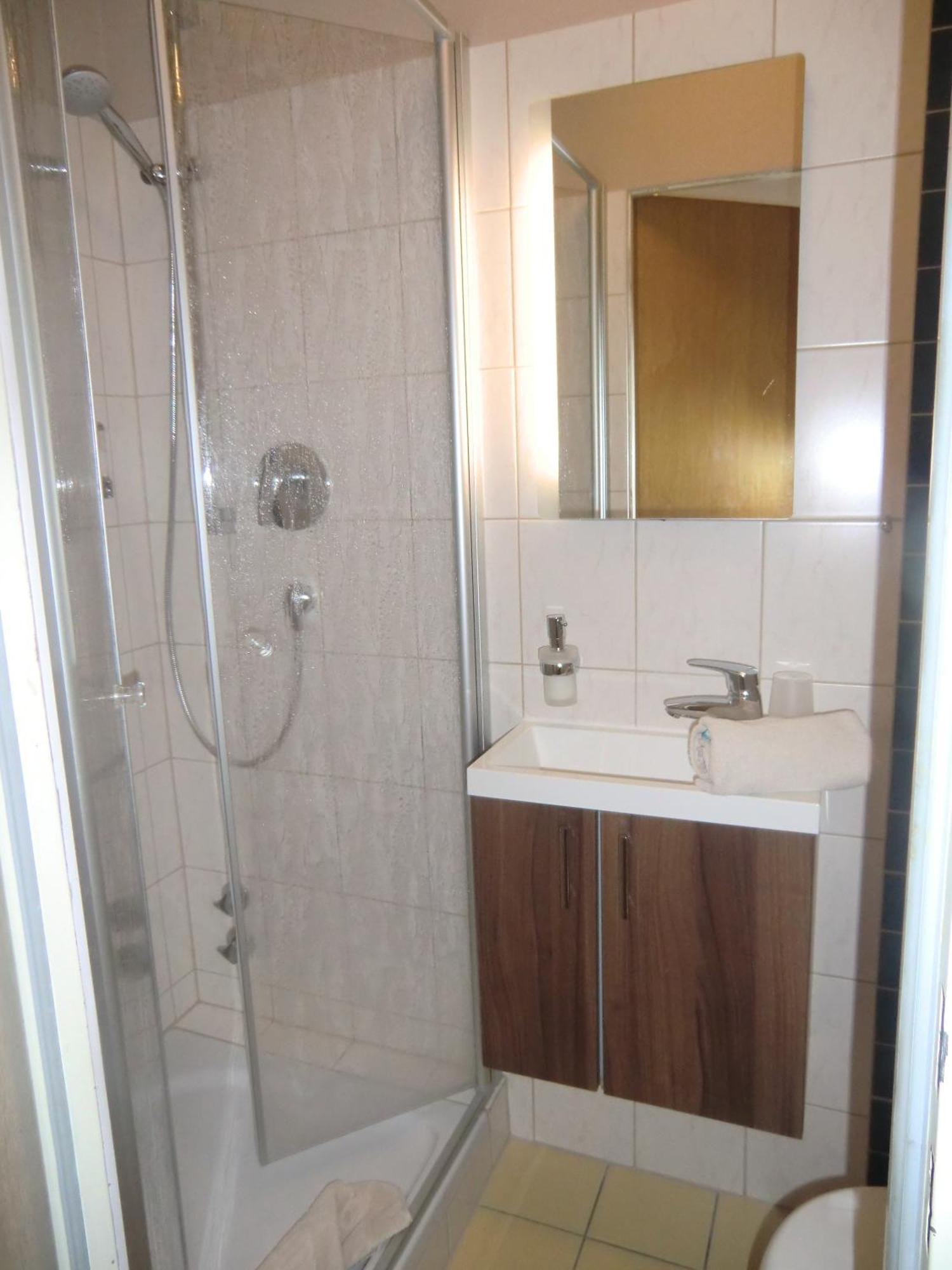 Hotel Zrenners Garni Валдзасен Екстериор снимка