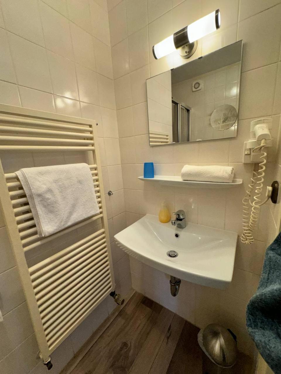 Hotel Zrenners Garni Валдзасен Екстериор снимка